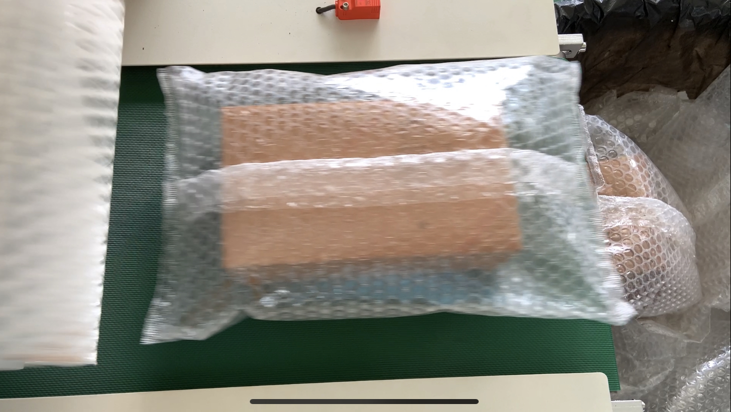 新型自动快递袋包装机 高速电商打包机 